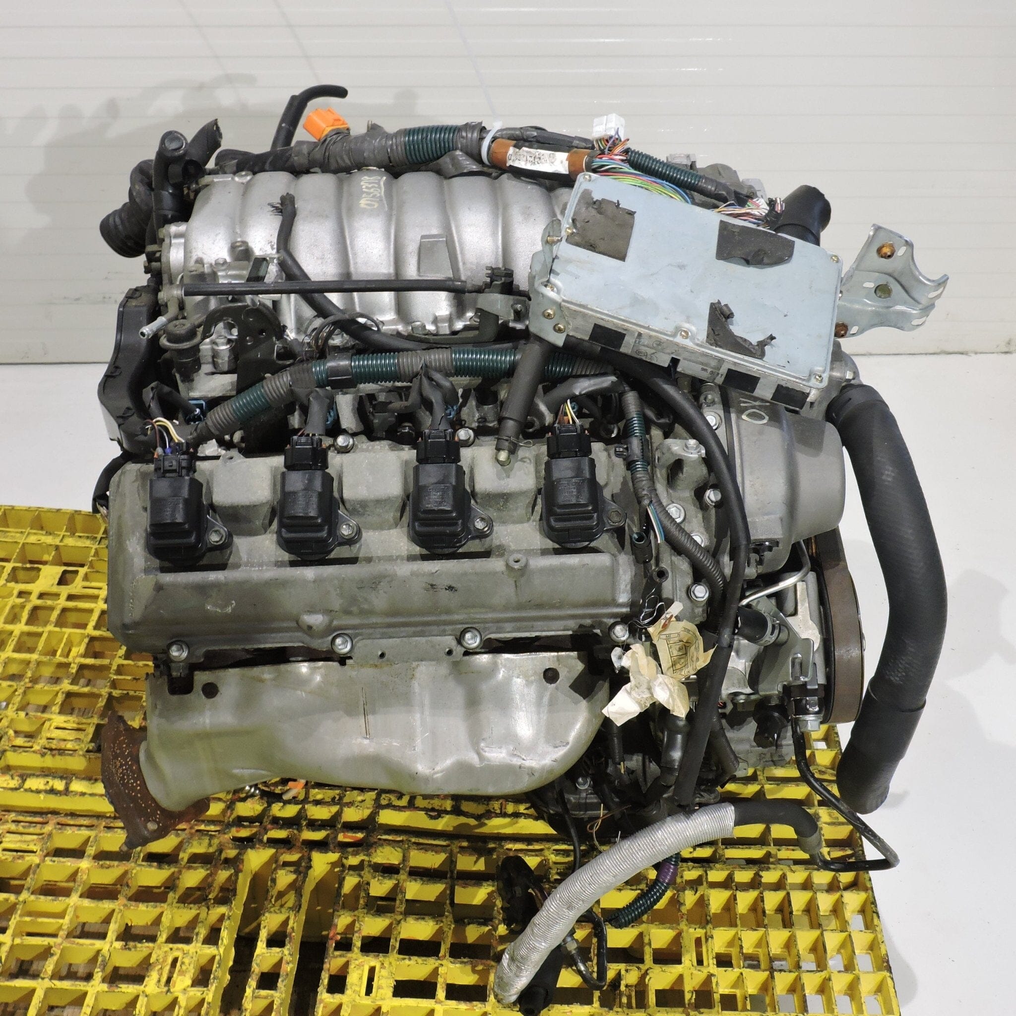 Lexus v8 store engine for sale